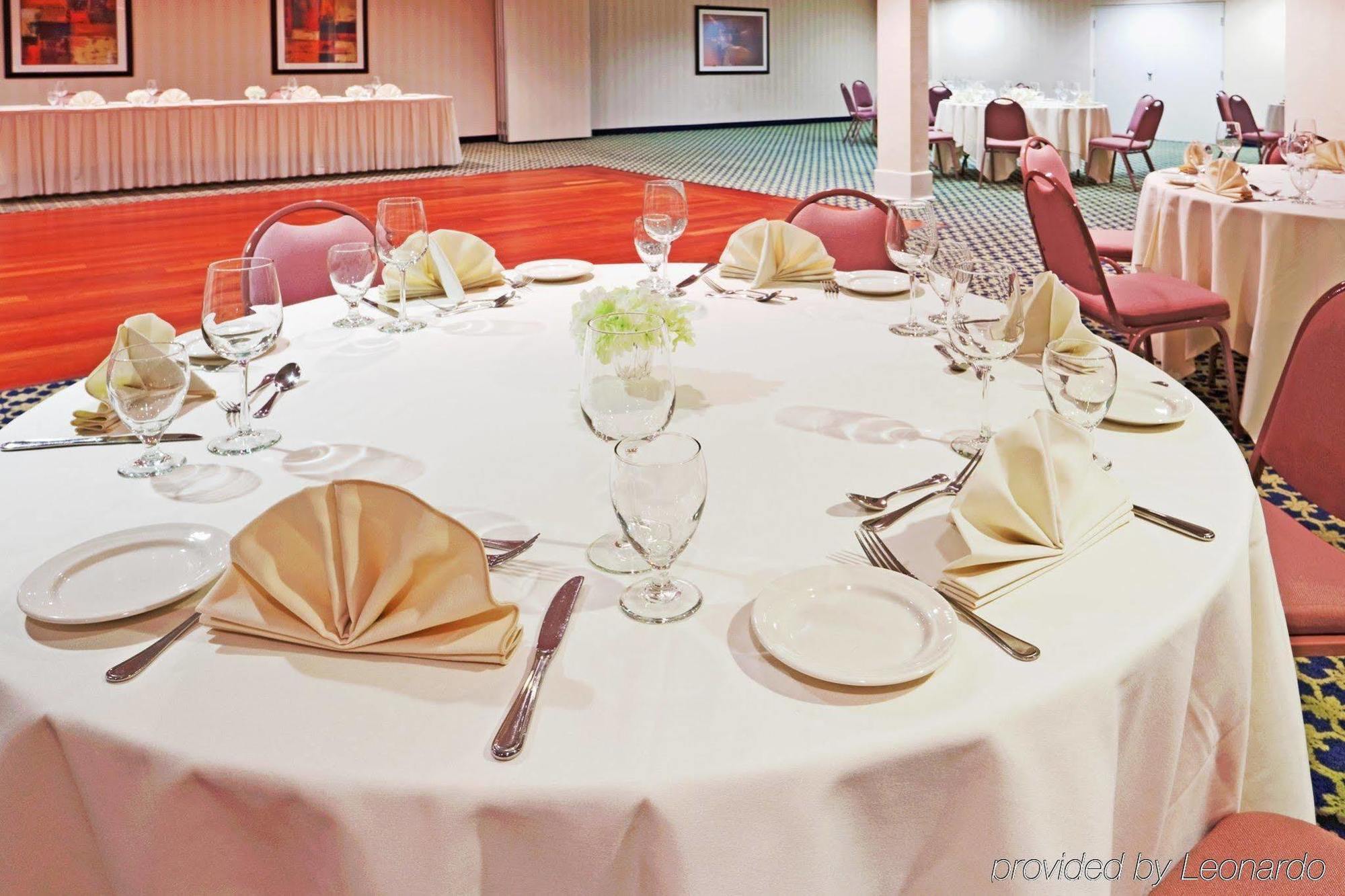 Holiday Inn Cape Cod - Hyannis, An Ihg Hotel Restaurace fotografie